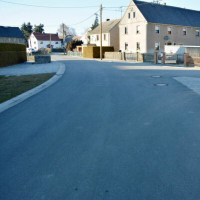 Bild Ortsstra&szlig;e Briesing